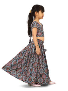 Ensemble Lehenga Choli traditionnel noir Ajrakh pour enfants |   Tenue de fête et de mariage Diwali pour filles, longueur au sol, polyester, séchage rapide - Product Image 3