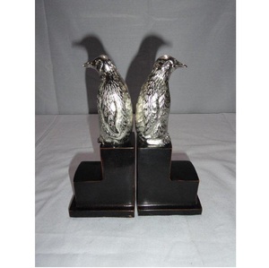 Escultura de aluminio plateado con diseño de caballo para decoración de sujetalibros Escultura de aluminio de mesa para decoración de oficina - Product Image 2