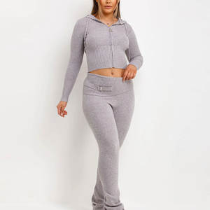 Conjunto Deportivo de Invierno para Mujer, 100% Algodón, con Capucha, Estilo Casual, Color Sólido, Top Corto y Pantalones Acampanados - Product Image 1