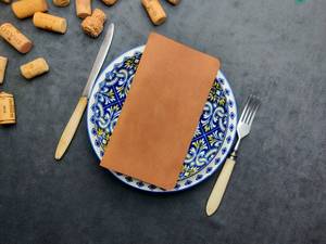 Présentateur de contrôle en cuir fait main noir avec design durable et logo personnalisé pour les LBH-0066 de services d'accueil - Product Image 6