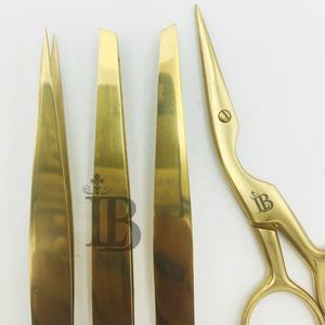 ชุดแหนบดึงขนคิ้วสีทองใหม่ ชุดแหนบดึงขนคิ้วสีดำมิงค์ กรรไกรตัดขนคิ้วแบบตรงและแบบเฉียง แหนบดึงขนคิ้วแบบสั่งทำโลโก้ตามต้องการ ยอดนิยมสูง - Product Image 4