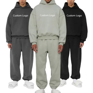 Ensemble deux pièces hiver Streetwear sweat à capuche surdimensionné pantalon de survêtement imprimé strass techniques vêtements de sport en polaire avec logo personnalisé pour hommes - Product Image 1