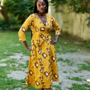 เดรสผ้าฝ้ายพิมพ์ลายดอกไม้สไตล์โบฮีเมียน ปรับขนาดเอวได้ เหมาะสำหรับใส่ลำลองหรือโอกาสพิเศษ - Product Image 1