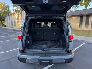 2025 GX 550 Over Trail+ avec moteur V6 turbo, 4 roues motrices - Product Image 2