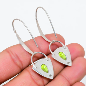 Pendientes de piedras preciosas de peridoto de alta calidad, Pendientes colgantes y colgantes de plata de ley 925, proveedor de joyería al por mayor de India - Product Image 3