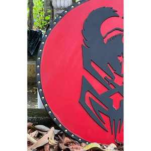 Bouclier rond viking rouge fait à la main avec emblème de guerrier noir Bouclier en bois médiéval pour la reconstitution de cosplay et la décoration murale - Product Image 6