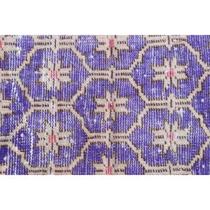Alfombra Vintage de 2.8x5.7 pies, Alfombra Turca de Lana con Diseño Floral Morado - Product Image 5