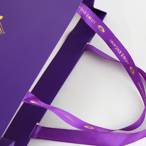 Bolsas de compras de papel dorado y gofrado personalizado BTO bolsas de papel de regalo de lujo al por mayor con asa - Product Image 5