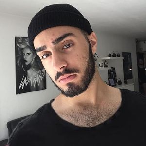 Chapeau d'hiver thermique unisexe avec logo brodé personnalisé, bonnet en tricot de designer, casquette en satin de soie pour les voyages - Product Image 3