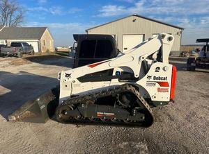 Chargeur sur chenilles compact Bobbcat T870 2024, nouveau modèle avec moteur Camc, vérin hydraulique Moog, haute puissance de creusement - Product Image 2