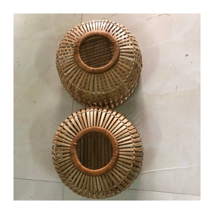 Lámpara colgante de bambú hecha a mano de alta calidad para el hogar, restaurante u hotel-Solución de iluminación ecológica hecha en Vietnam - Product Image 1