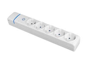 Multipresa serie ION con 5 prese senza fili e interruttore 16A 250V (Solera 8005PIL) - Product Image 1