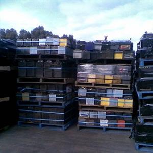 Déchets de batteries de voiture au plomb-acide de qualité supérieure avec 99 % de teneur en Pb, déchets de plaques de batteries au plomb à vendre - Product Image 1