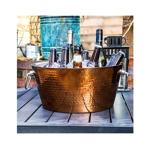 Cubo de hielo de cobre decorativo con detalles martillados, ideal para la colección de artículos de Bar de lujo y las necesidades de enfriamiento de bebidas - Product Image 5