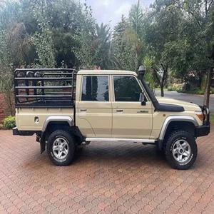 2022 para camioneta LandCruiser VD779 Single Cabin con dirección derecha y asientos de cuero - Product Image 1