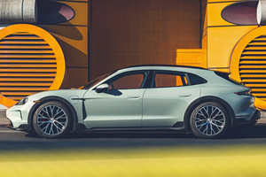 Porsche Taycan Turbo SUV 2024 USADO EN BUEN ESTADO - Product Image 6