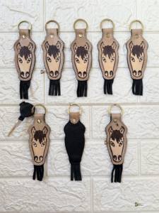 LLavero de herramientas de caballo de cuero tallado a mano, llaveros con flecos de cuero genuino, gran oferta, llaveros modernos hechos a mano con estilo - Product Image 6