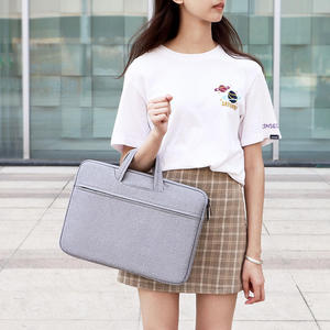 Nhà Máy Trung Quốc Biểu Tượng Tùy Chỉnh Polyester Men's Thời Trang Du Lịch Máy Tính Xách Tay Tote Túi Máy Tính Tay Áo Bìa Cho Macbook - Product Image 4