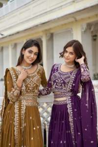 Lehenga Choli de Verano 2024 para Niñas, Estilo Informal, Largo hasta el Suelo, de Tela Georgette con Estampado Tejido, Bordado y Lentejuelas para Fiestas y Festivales - Product Image 4