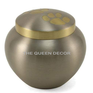 Urne funéraire en métal de meilleure qualité avec conception d'empreinte d'animaux de patte pour garder les cendres Meilleure vente - Product Image 5