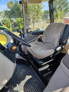 Tractores usados Johnn Deeree 5100E en venta - Product Image 2