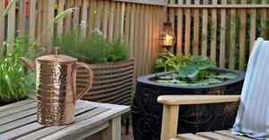 Finition martelée Pichet à eau en cuivre de 50 onces Pichet à eau en métal avec design élégant - Product Image 4