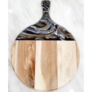 Planche ronde en bois d'acacia faite à la main avec de la résine bleue en forme de vague océanique, art moderne, planche à servir et à découper décorative, ustensiles de cuisine, cadeau - Product Image 4