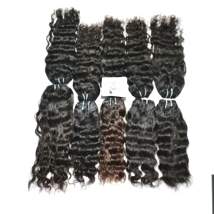 Extensiones de Cabello Humano Natural al Por Mayor, Ondulado, Tejido Profundo, Cutícula Alineada, Estilo Negro Natural - Product Image 1