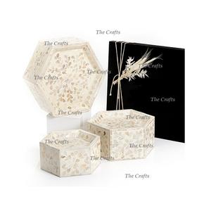 Set Of Three Different Size <b>Cake</b> <b>Server</b> Wooden And Mop <b>Cake</b> Serving Stand For Wedding And Hotel Usage - Product Image 2