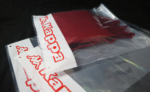 Sac en plastique recyclé transparent imprimé sur mesure à bas prix-Logo d'impression personnalisé pour les petites entreprises de vêtements - Product Image 5