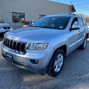 Utilisé 2013 Je-ep Gra-nd Che-rokee - Product Image 1