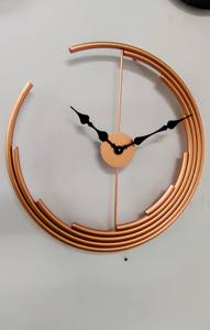 Horloge murale moderne minimaliste en fer, très vendue, construction métallique durable, parfaite pour le salon, disponible au prix d'exportation - Product Image 2