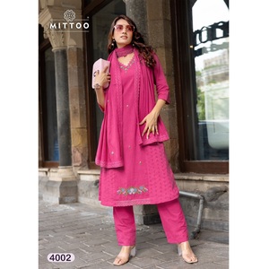 Kurtis, pantalon et dupatta en coton Shifli imprimé de qualité supérieure pour femmes, vêtements indiens et pakistanais décontractés, vente à l'exportation, longueur genou, coupe régulière - Product Image 1