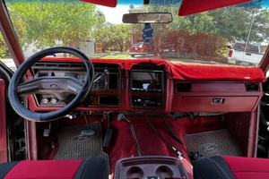 FORD Bronco XLT Lariat 1982 d'occasion, conduite à gauche/droite - Product Image 5