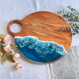 Tabla de cortar de madera de mango ovalada moderna con asa y agujero colgante para uso en la cocina, plato para servir y exhibición de charcutería - Product Image 3