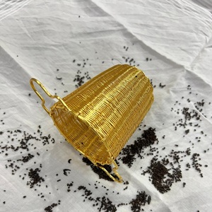 ที่กรองชาทำจากทองเหลืองเนื้อละเอียดทำด้วยมือคุณภาพทันสมัยผลิตในอินเดียสำหรับห้องครัวและอุปกรณ์ชงชา - Product Image 1