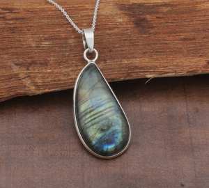 925 Sterling Silver Labradorite Fantaisie Pierre Collier Pendentif À La Main Sculpté Boho Idée Cadeau pour les Femmes - Product Image 3