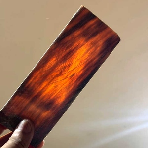 Hojas de cuerno natural de alta densidad para gafas y gafas Premium Placa de cuerno de búfalo para marco de gafas de sol Producción artesanal - Product Image 1