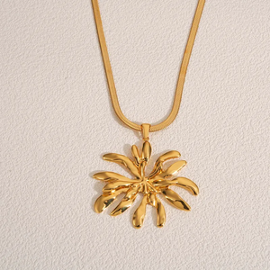 Collar de Acero Inoxidable 304 Chapado en Oro Irregular con Diseño de Fuegos Artificiales, Chapado en Oro Real de 18K, No se Destiñe, para Mujer, Joyería de Moda para Uso Diario - Product Image 4