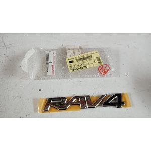 ตราสัญลักษณ์ท้ายรถยนต์ TOYOTA Rav4 รุ่นที่ 6 (12>) หมายเลขอะไหล่ 75431-42020 - Product Image 3