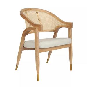 Chaise de salle à manger en bois de manguier et en tissu touffeté à la main - Durable et écologique pour la maison, le bureau, le restaurant, le café - Product Image 1