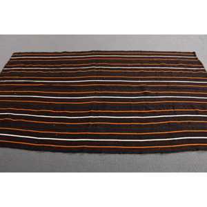 พรมวินเทจตุรกี ขนาด 4.4x7.8 ฟุต (135x239 ซม.) พรมคิลิมลายดอกไม้สีดำ - Product Image 2