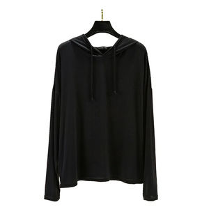 Sweat à capuche brodé personnalisé pour femmes 100% coton Sweat teint uni pour la saison d'hiver - Product Image 3