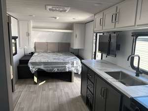 Nuevo Remolque de Viaje Keystone B-u-l-l-e-t C-l-a-s-s-i-c 18RBC 2026, Precio Económico, Disponible para Compra al por Mayor - Product Image 2