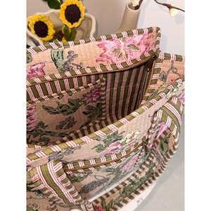Indian Handmade Quilted Tote Handbag Small Floral <b>Patchwork</b> Design Embroidery Lightweight Cotton Daily Use Open Fashion <b>Bag</b> - Product Image 2
