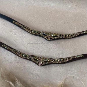 Bande de sourcil de cheval en cuir noir Durable en forme de courbe, cousu à la main avec des cristaux dorés et arc-en-ciel, chaîne bling en strass - Product Image 5