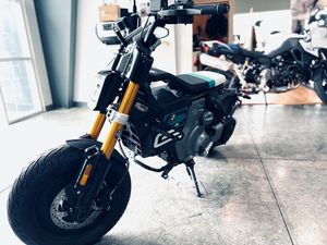 Motocicleta Eléctrica BMW 2024, Certificación CE 02, Personalización de Grado DIY, Garantía de 5 Años, Origen Estadounidense, Opciones de Financiamiento - Product Image 3