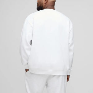 เสื้อสเวตเชิ้ตผ้าฟลีซคอตตอน 100% ผลิตตามสั่งสำหรับผู้ชาย เนื้อผ้าหนา 450 แกรม คอกลม สีพื้น พิมพ์โลโก้แบบนูน ย้อมสีพื้น - Product Image 3