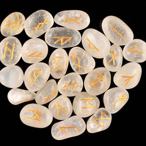 ชุดคริสตัลเรกิบำบัด 25 ชิ้น สีขาวใสธรรมชาติ ประดับลวดลายสลักสีทอง ขนาด 10-20 มม. รับรองโดยผู้ตรวจสอบบุคคลที่สาม - Product Image 1