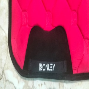 Almohadilla de sillín de caballo de calidad suave y superior con logotipo personalizado, gran oferta, almohadilla de sillín de doma de equitación personalizada, fabricante de India - Product Image 2